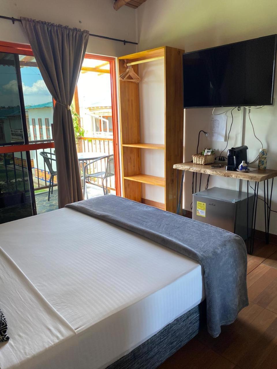 Hotel Campestre La Aldea Montenegro Exterior foto